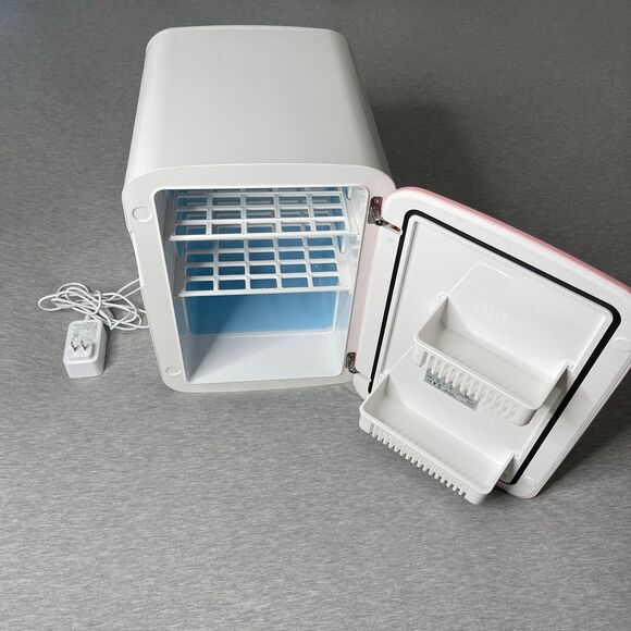 Cooluli White & Pink 12 Can / 10 Liter Vanity Mini Beauty Fridge for Decor - Picture 3 of 12